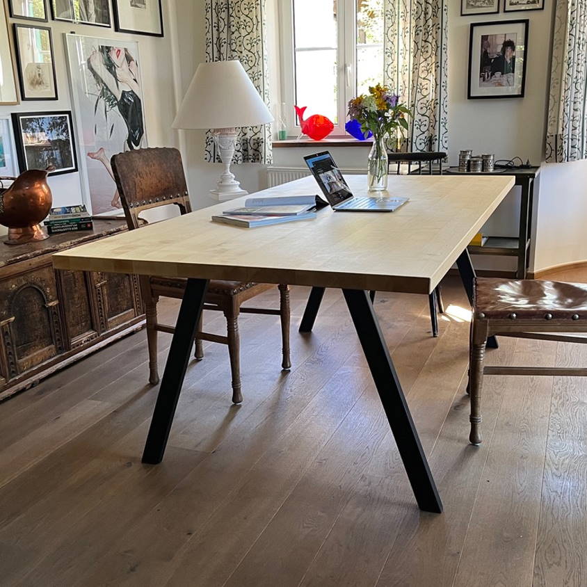 tables_122658_844x844